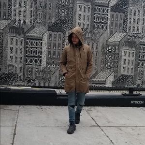 Meet your Posher, Gad